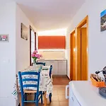 Bouganville * Palazzo (Livorno)