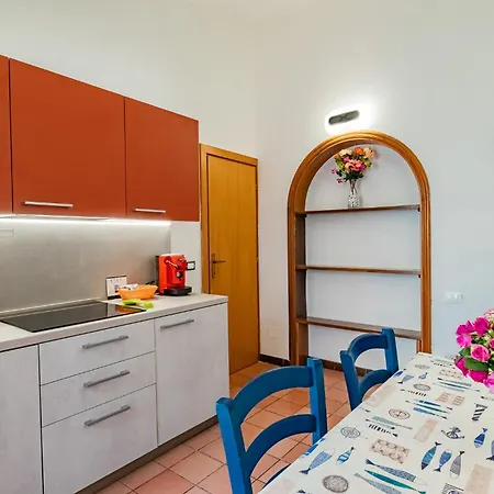 Bouganville Appartement Palazzo (Livorno)