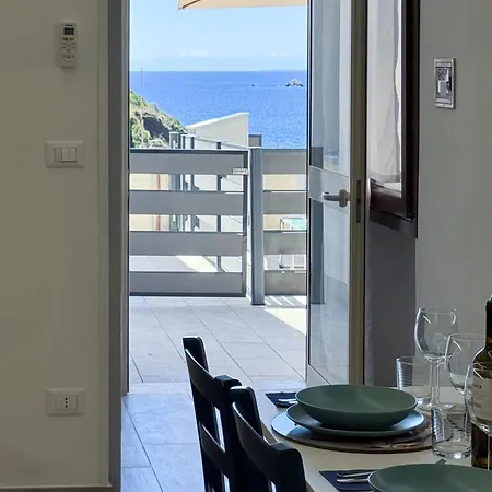 Apartment Bouganville Palazzo (Livorno)