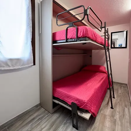 Bouganville Apartment *