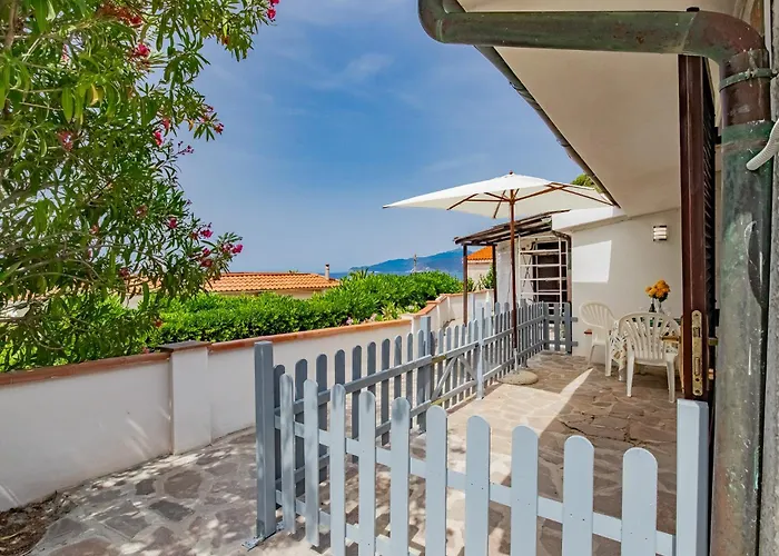 Bouganville Apartamento Palazzo (Livorno)